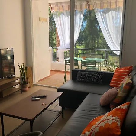 Apartment Cigueenas