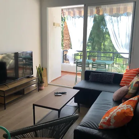 Apartment Cigueenas